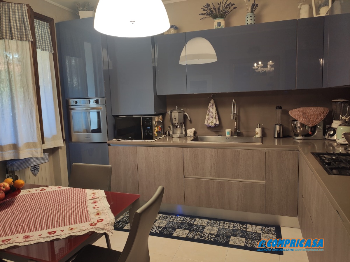 Appartamento MONTAGNANA vendita  Montagnana  Compricasa Agenzia Immobiliare